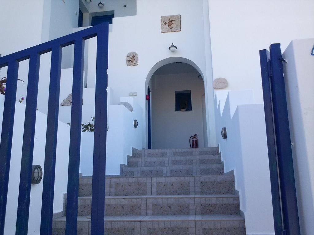 Eleni Apartments Adamantas  Buitenkant foto