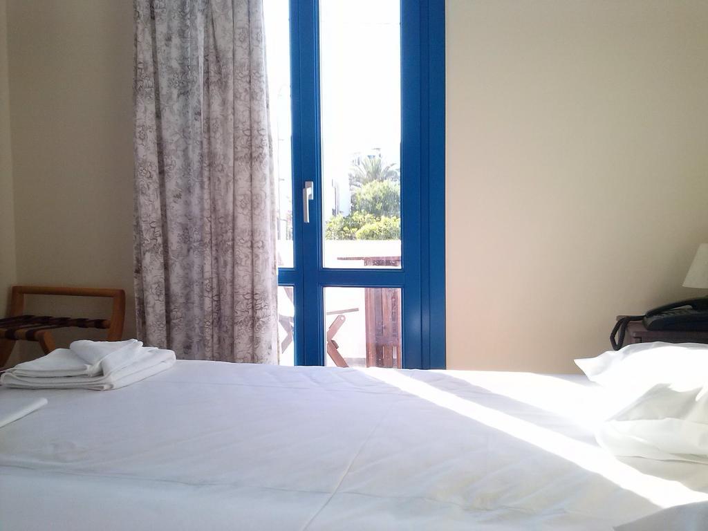 Eleni Apartments Adamantas  Kamer foto